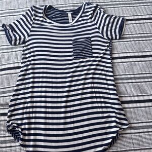 Treasure & Bond Striped Navy and White Top